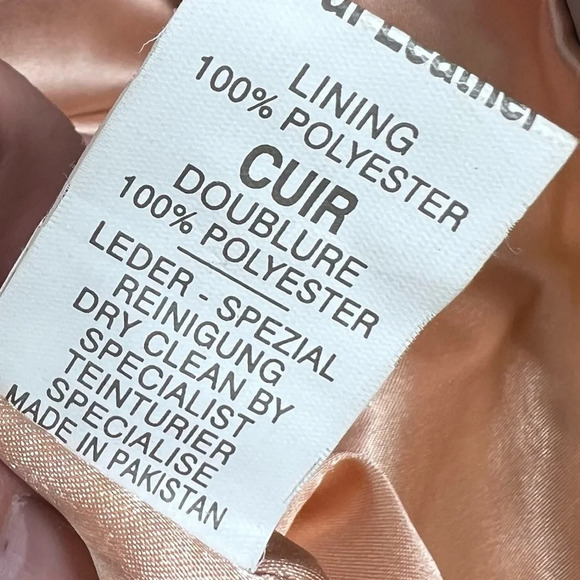 VINTAGE “REAL LEATHER” Smooth Light tan Leather Coat Size Medium Covered Buttons - Picture 7 of 9